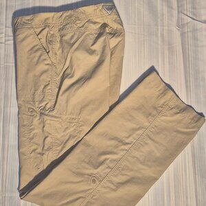 Columbia Men's PFG Pants, 100% Nylon in size Small  (28" waist)